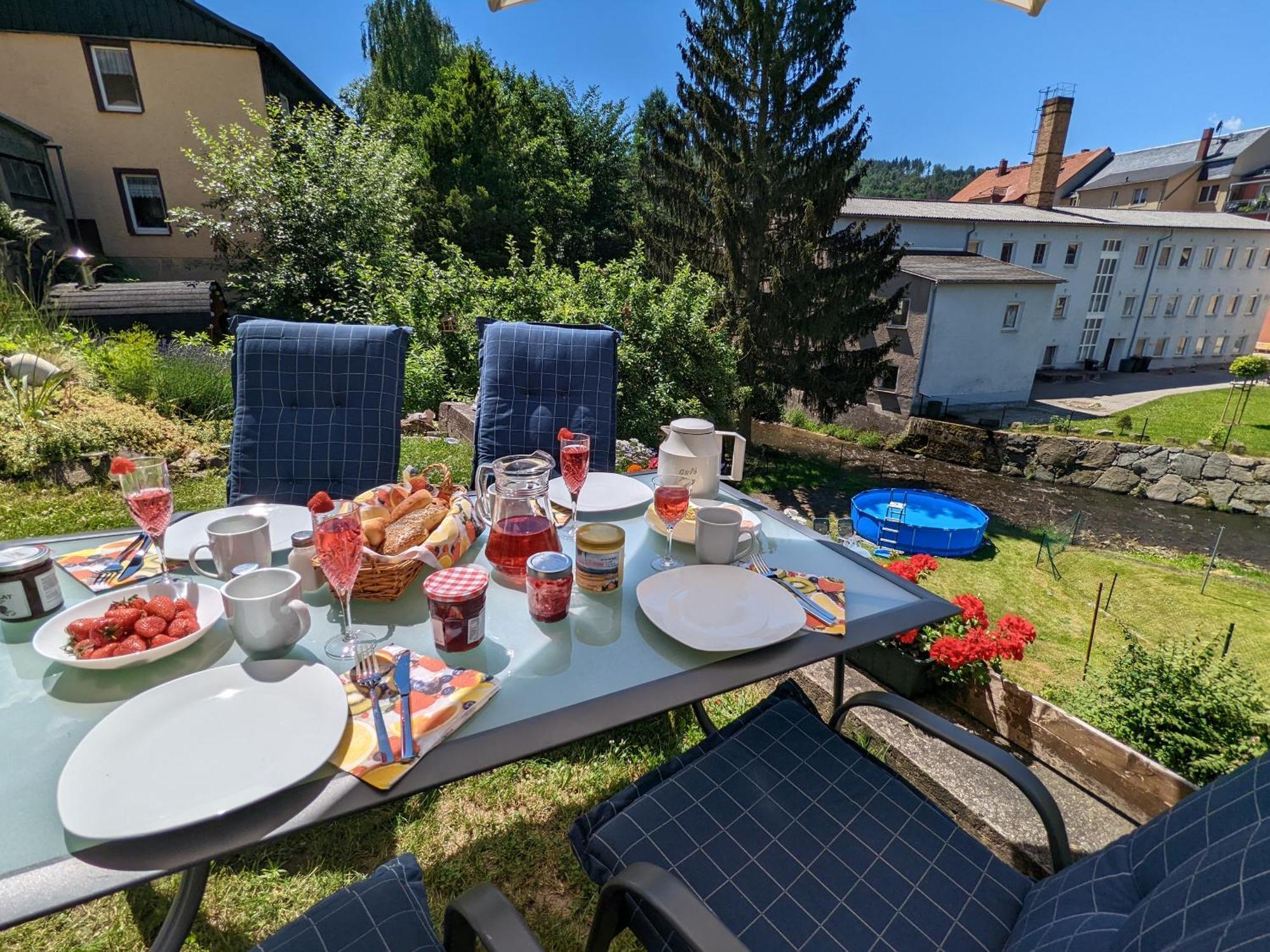 Апартаменти Uo2 - Urlaubsmagie - Garten, Whirlpool, Sauna Зебніц Екстер'єр фото